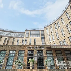 Hotel &, Kiev